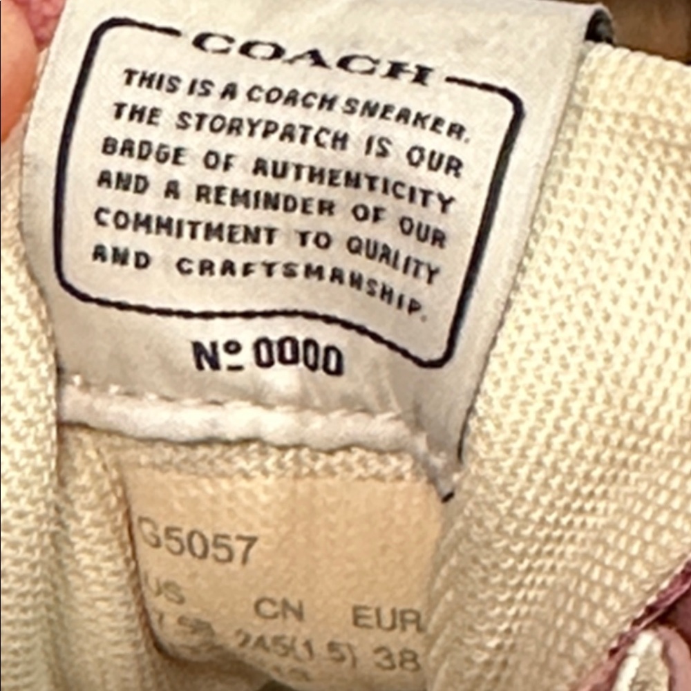 Coach ladies size 7.5 sneakers new in box
Sig tech runner pink/Lt. khaki - Picture 9 of 11